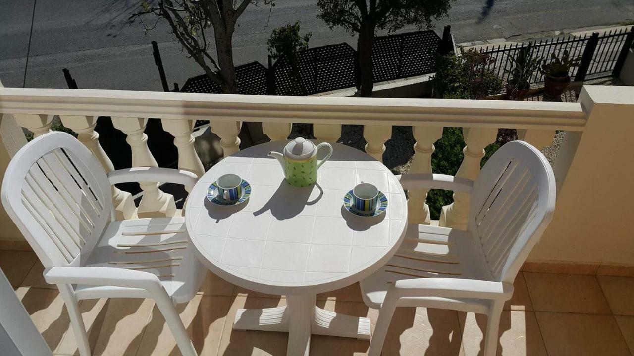 Ivoton Home Paphos Exterior foto